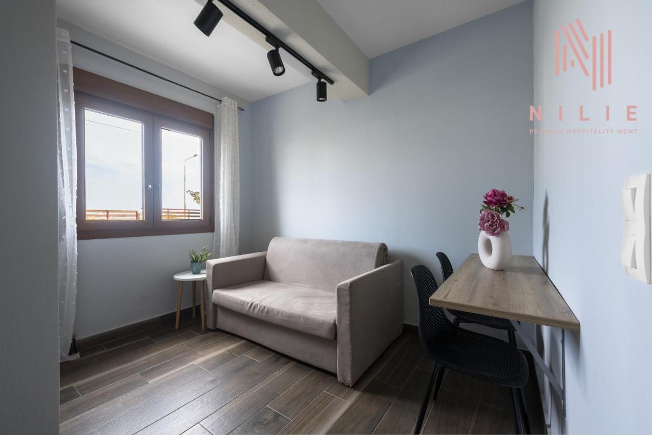 Ultima Summer Residence, Nilie Hospitality Mgmt アフィトス エクステリア 写真